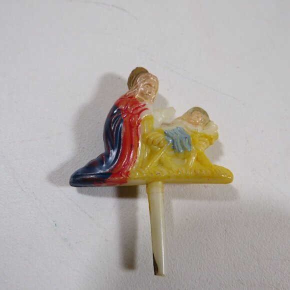 Religious Mary and Baby Jesus Plastic Pick 1980s or older - Picture 1 of 7